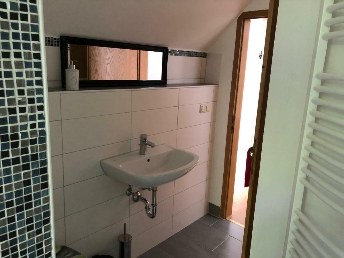 Schoene Ferienwohnung Dg Άιζεναχ Εξωτερικό φωτογραφία